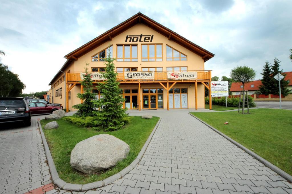 Hotel S-centrum Benesov  Exterior foto